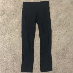 Lululemon leggings fast and free crop 19” size 2
